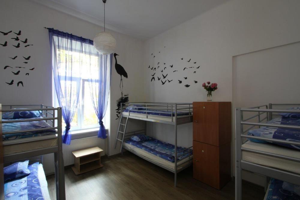 Hostel Yellow كراكوفيا المظهر الخارجي الصورة